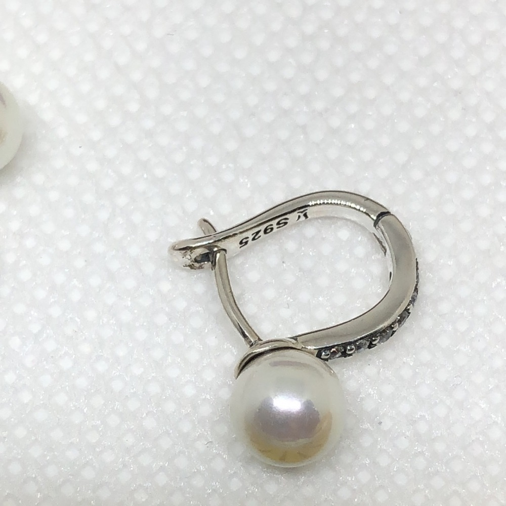 Wostu 925 Sterling Silver, Cultured Pearl and Clear Zircon Earrings - Picture 5 of 9